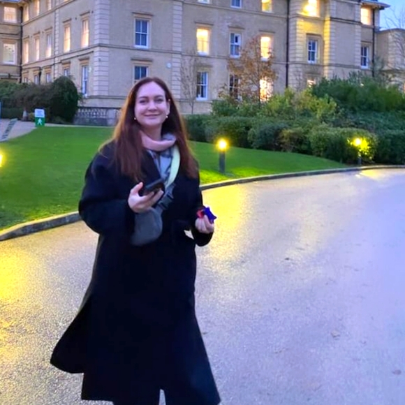 Meet your Posher, Vanessa - Picture 1 of 1